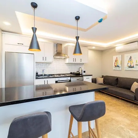 Flat With Jacuzzi And Sea View In Antalya Kaş